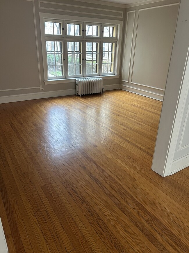 Photo - 811 Judson Ave Unit 1S