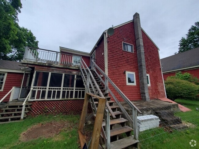 Building Photo - 592 Plymouth St Unit 2 Rental