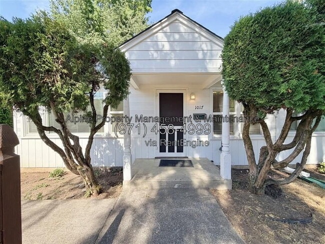 Photo - 1017 NE Birchwood Dr