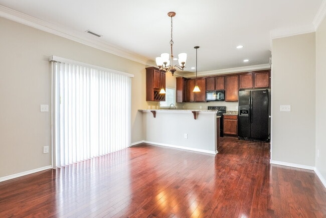 Photo - 264 Averasboro Dr