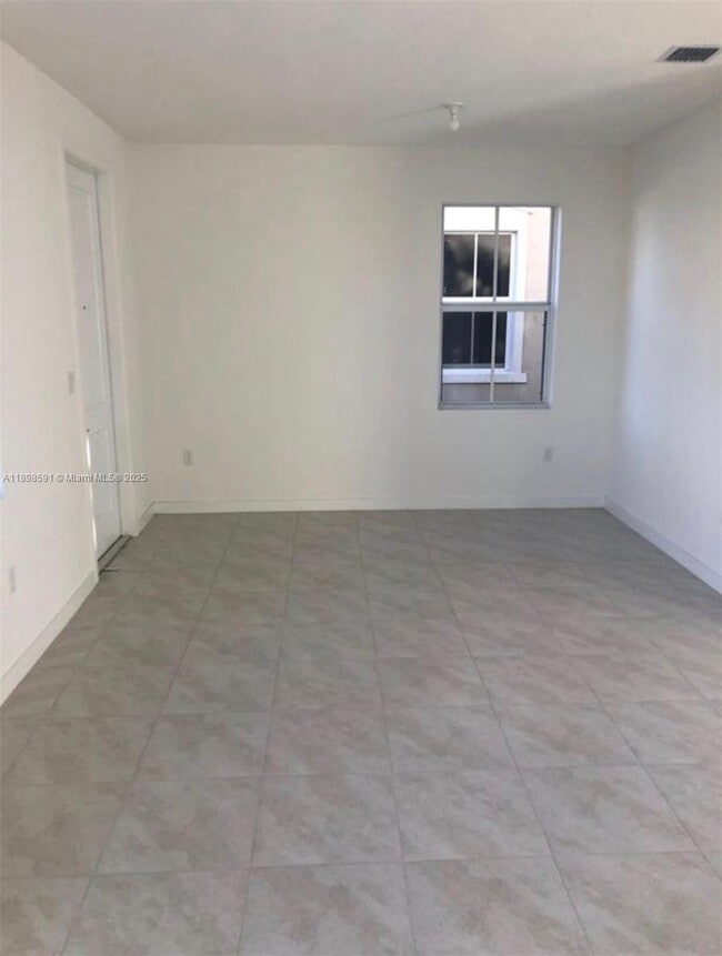 Photo - 24340 SW 117th Ave