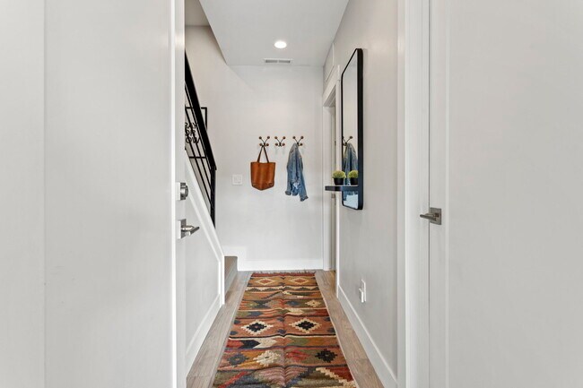 Photo - 1031 Wasatch Spring Rd