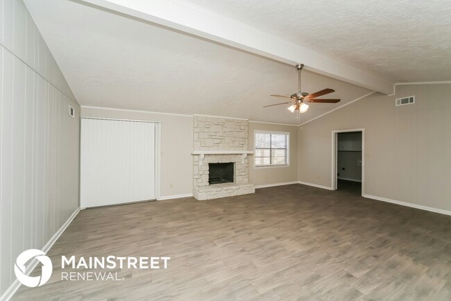 Photo - 6300 Scarletcrest Ln