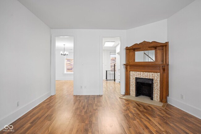 Photo - 1448 N Illinois St