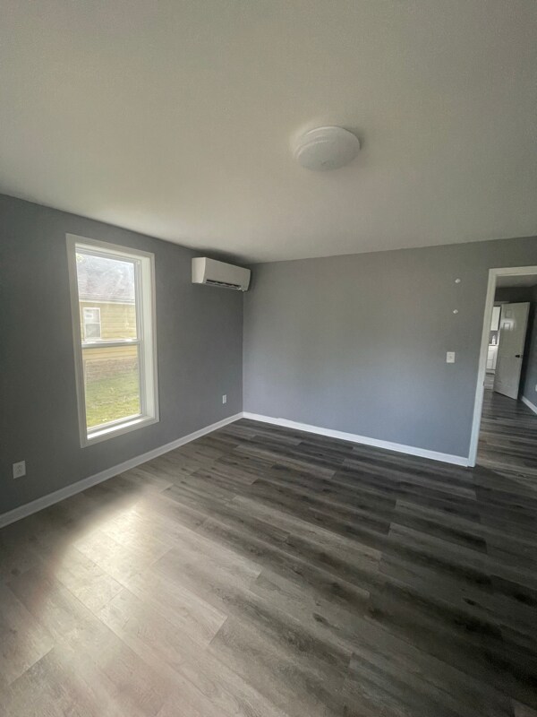 406 W Morrison St
