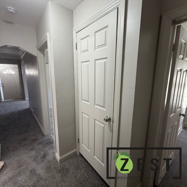 Photo - Beautiful 3 bedroom 1 Bath