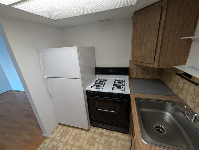 Building Photo - 57 Broadlawn Park Unit 24 Rental