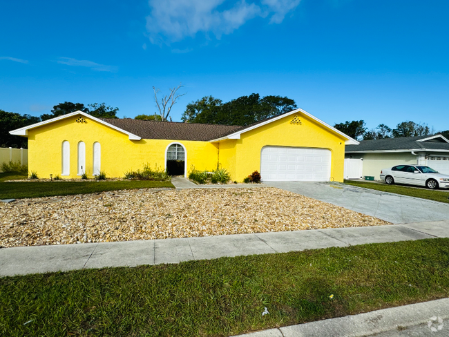 Building Photo - 1006 Manchester Cir Rental