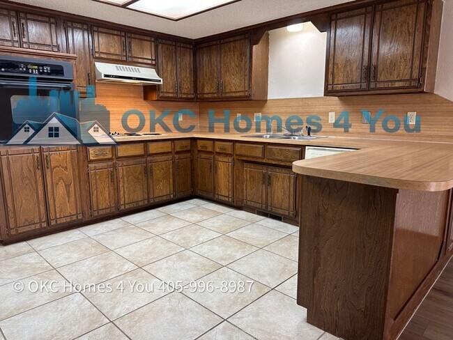 Photo - Ideal Yukon Duplex