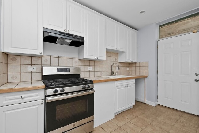 Photo - One Bedroom Unit in South Shore