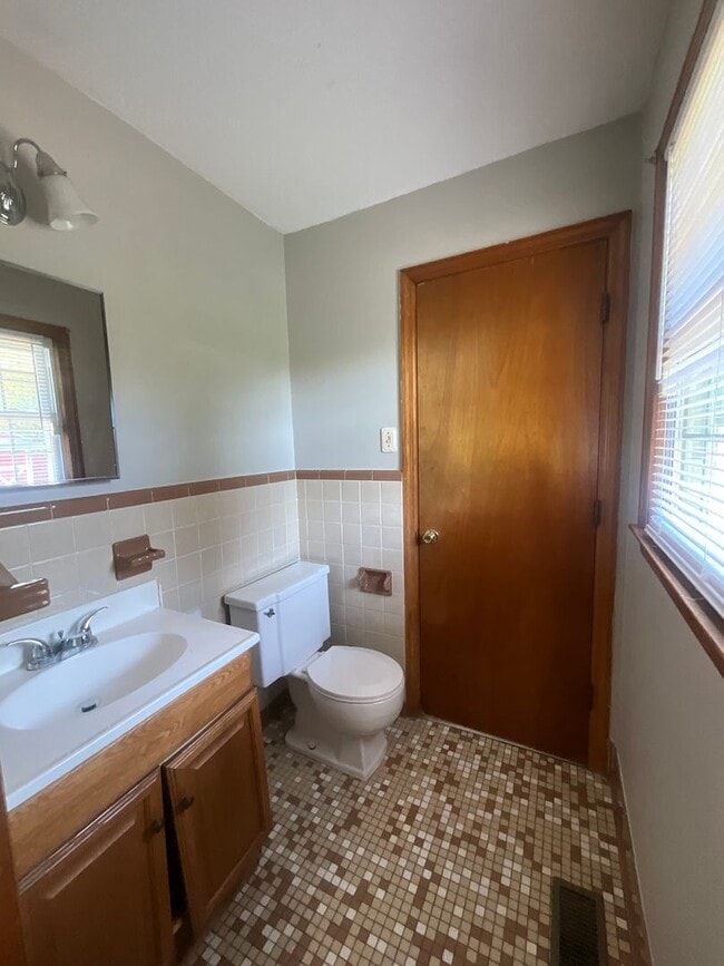 Photo - 2039 Ironwood Dr