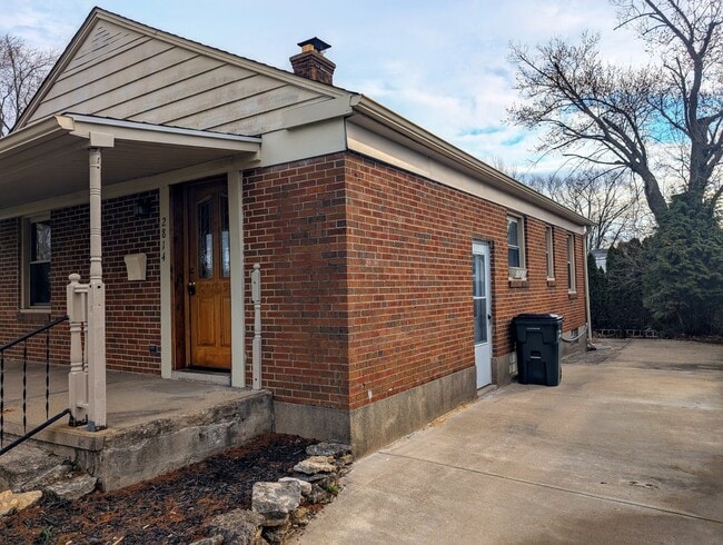 Photo - Adorable Belmont Home with Basement - AVAILABLE NOW!