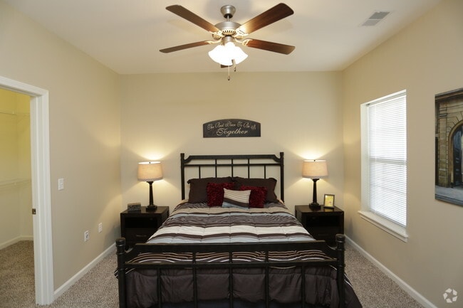 2 Bedroom / Master Bedroom