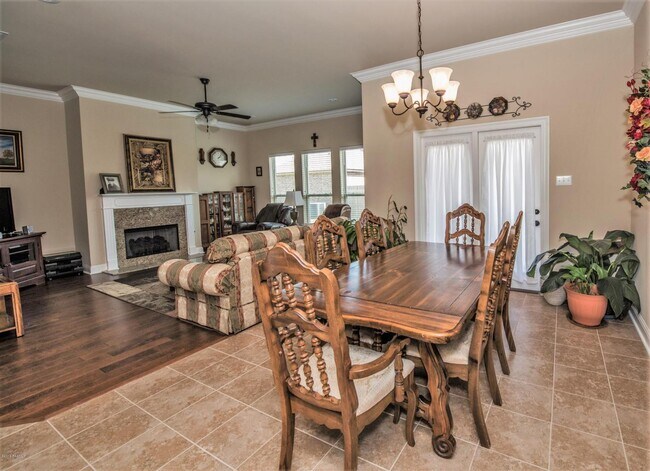 Photo - 103 Briar Leaf Way