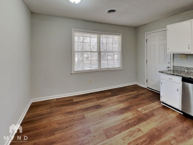 Photo - 421 Cabriolet Ct