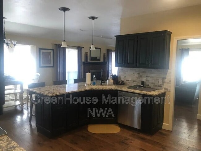 Photo - 1207 Mallard Ln