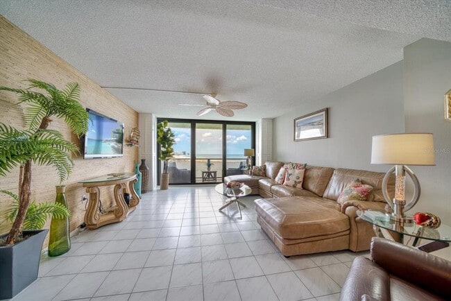 Photo - 450 S Gulfview Blvd Unit 907