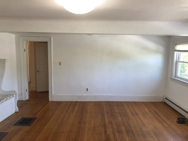Photo - 639 Lincoln St Unit 3