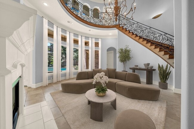 Photo - 15 Player Green Pl