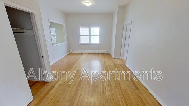 Photo - 420 Delaware Ave