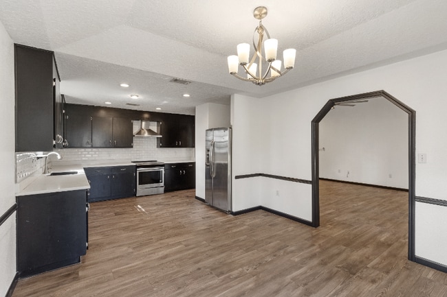 Photo - 1904 Frontera St