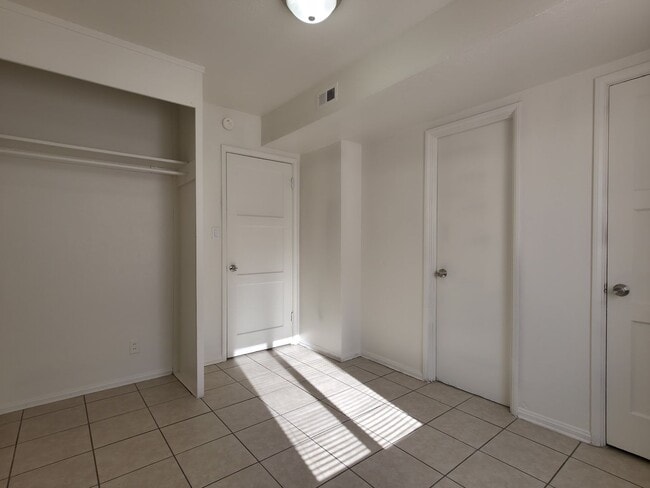 Photo - Cozy 1 Bedroom / 1 Bathroom Apartment Available for Lease in Yuma, AZ! Unit 575 W 3rd St