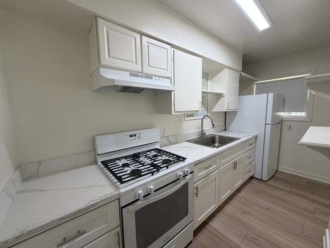 Photo - Escondido 1 bedroom 1 bath apartment for rent Unit 622-B