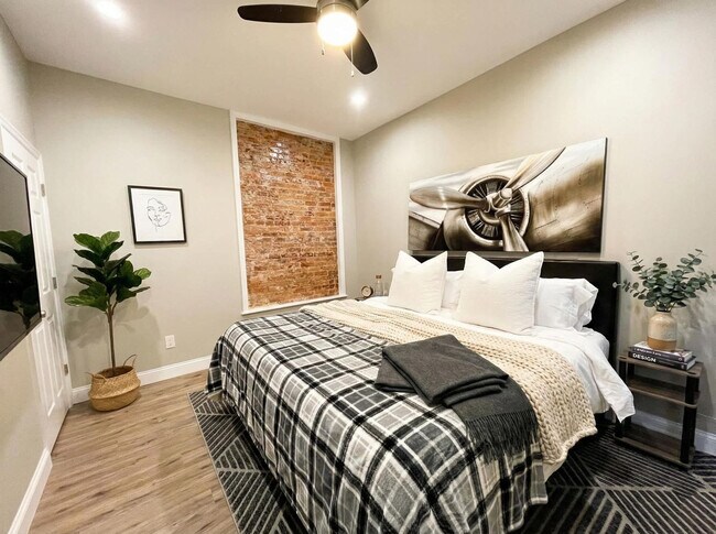 Photo - 706 N Franklin St Unit SI FL3-ID1604261P