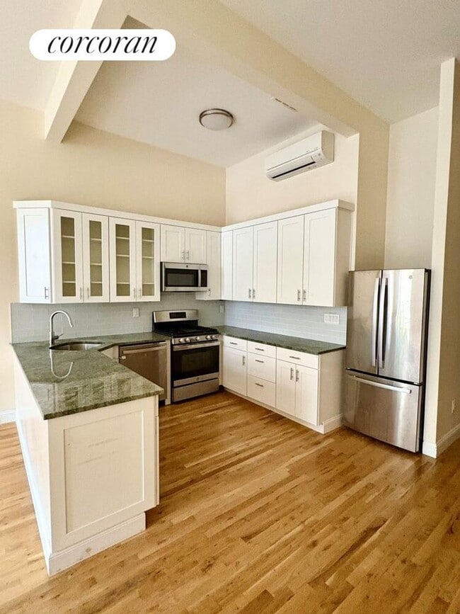 Building Photo - 87 1st Pl Rental
