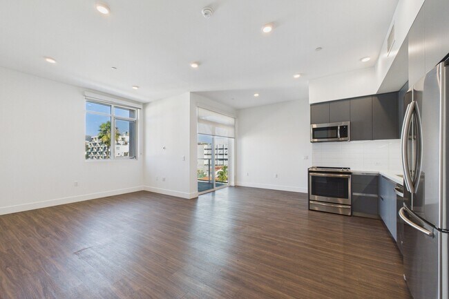 Photo - The Sunset Hue