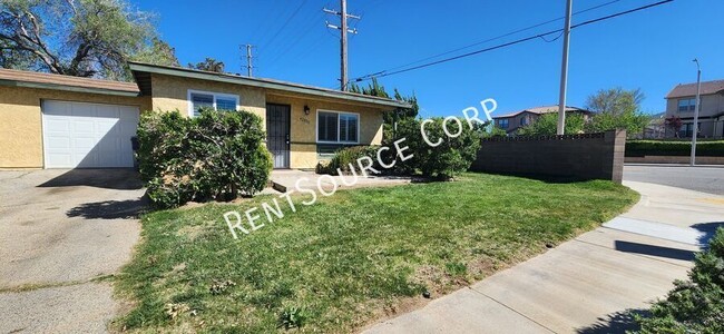 Photo - 42000 Blueflax Ave