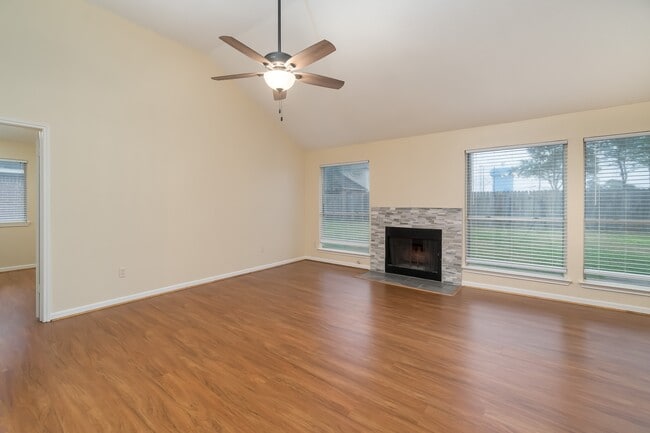 Photo - 5306 Acorn Ct