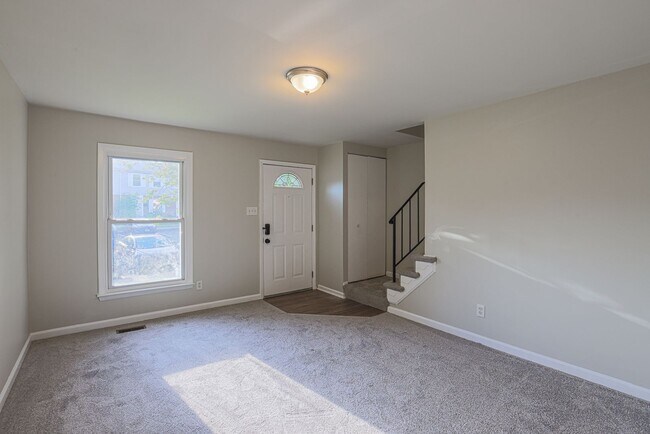 Photo - 8507 Gradien Dr