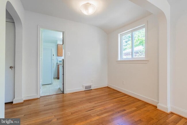 Photo - 1226 N Taylor St