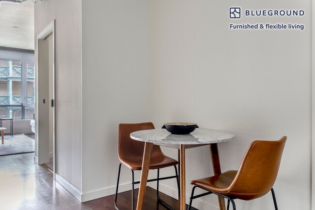 Photo - 624 Yale Ave N Unit FL5-ID712