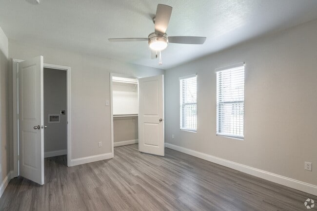 Photo - 1600 Avenue M