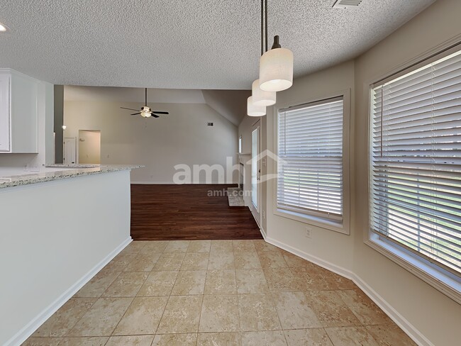 Photo - 361 Whitney Ln