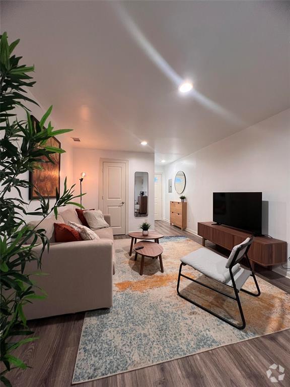 Building Photo - 3601 Murworth Dr Unit 4 Rental