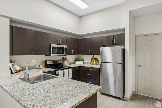 Verona - 1BR, 1BA - 840SF - Kitchen - Compson Place Apartments