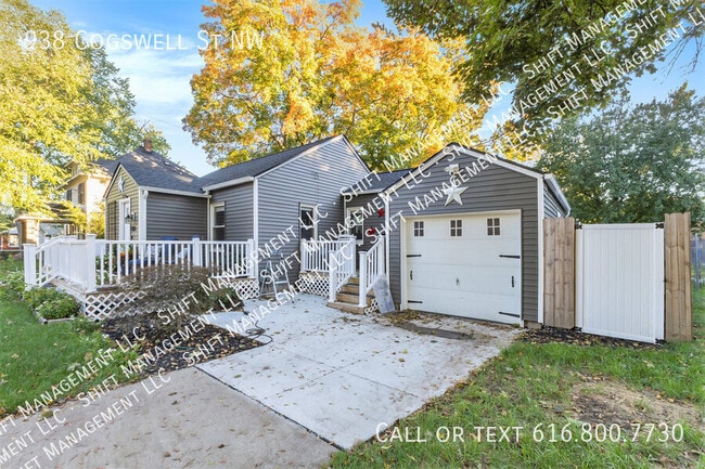 Photo - 938 Cogswell St NW