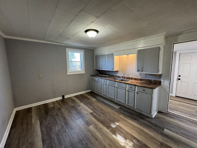 Photo - Charming 2-Bedroom Haven on Tribble Street – Your Cozy Retreat Awaits in Seneca!