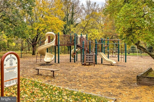 Photo - 301 Cherokee Cir