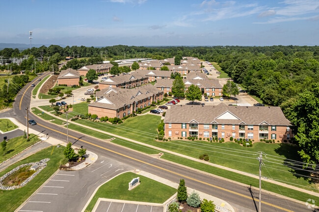 Somerset Community - Somerset Apartments