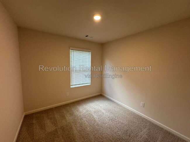 78 Chastain Cir