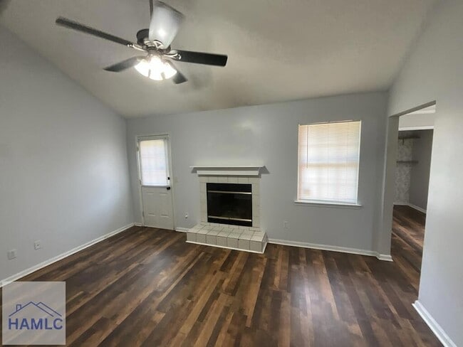 Photo - 1750 Latham Ct