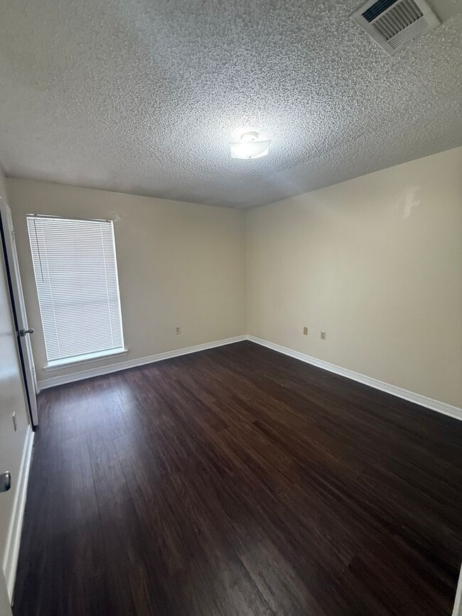 Photo - 3033 Toulon Dr Unit 3033-A