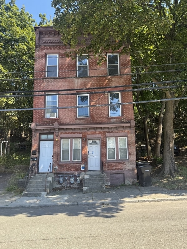 Building Photo - 632 4th St Rental
