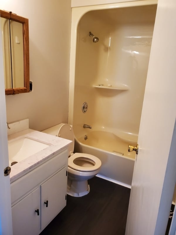 Photo - 519 W Superior St Unidad 3