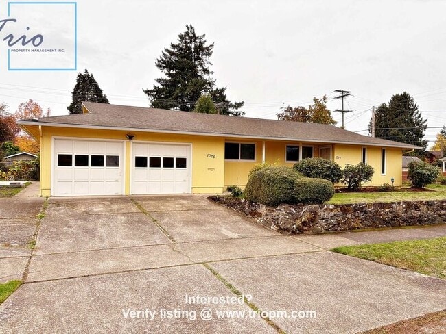 Building Photo - 1029 C St