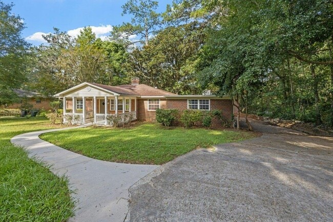 Photo - 1142 Old Fort Dr